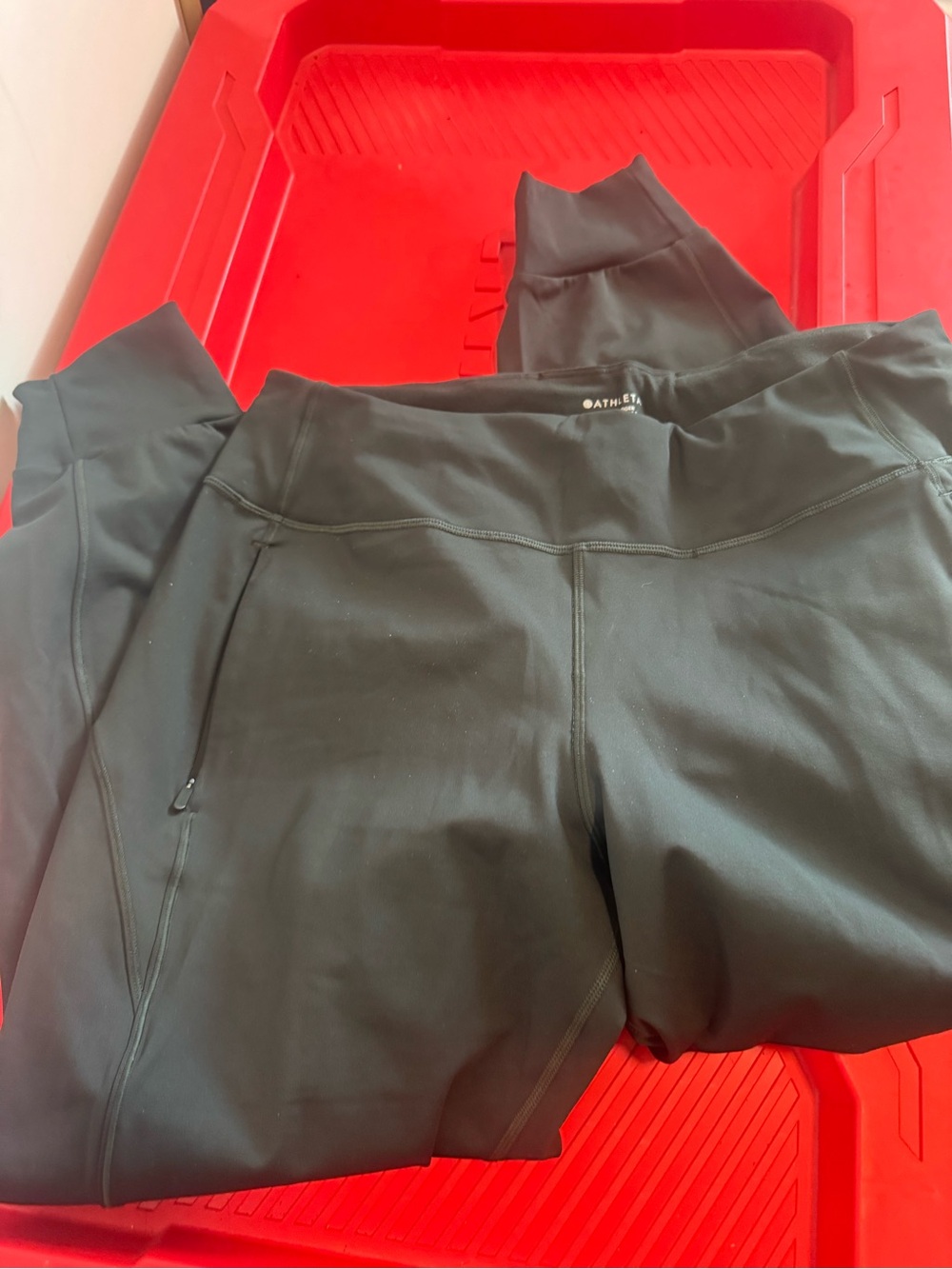 Athleta green rainier Joggers